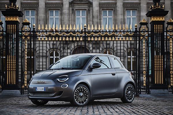 FIAT 500e, la reine des villes s’électrise