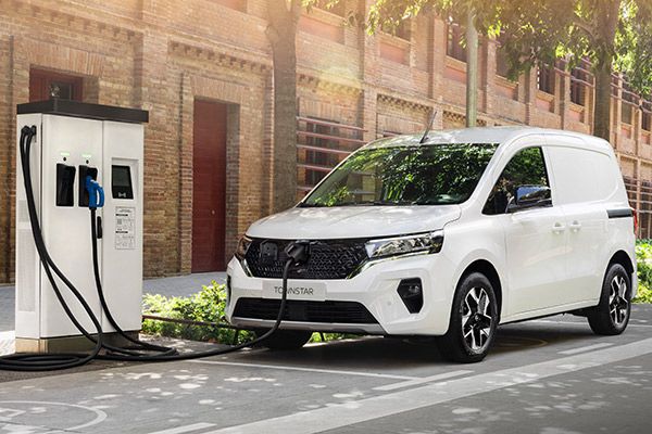 Le nouveau Nissan Townstar EV 100 % électrique arrive en Europe